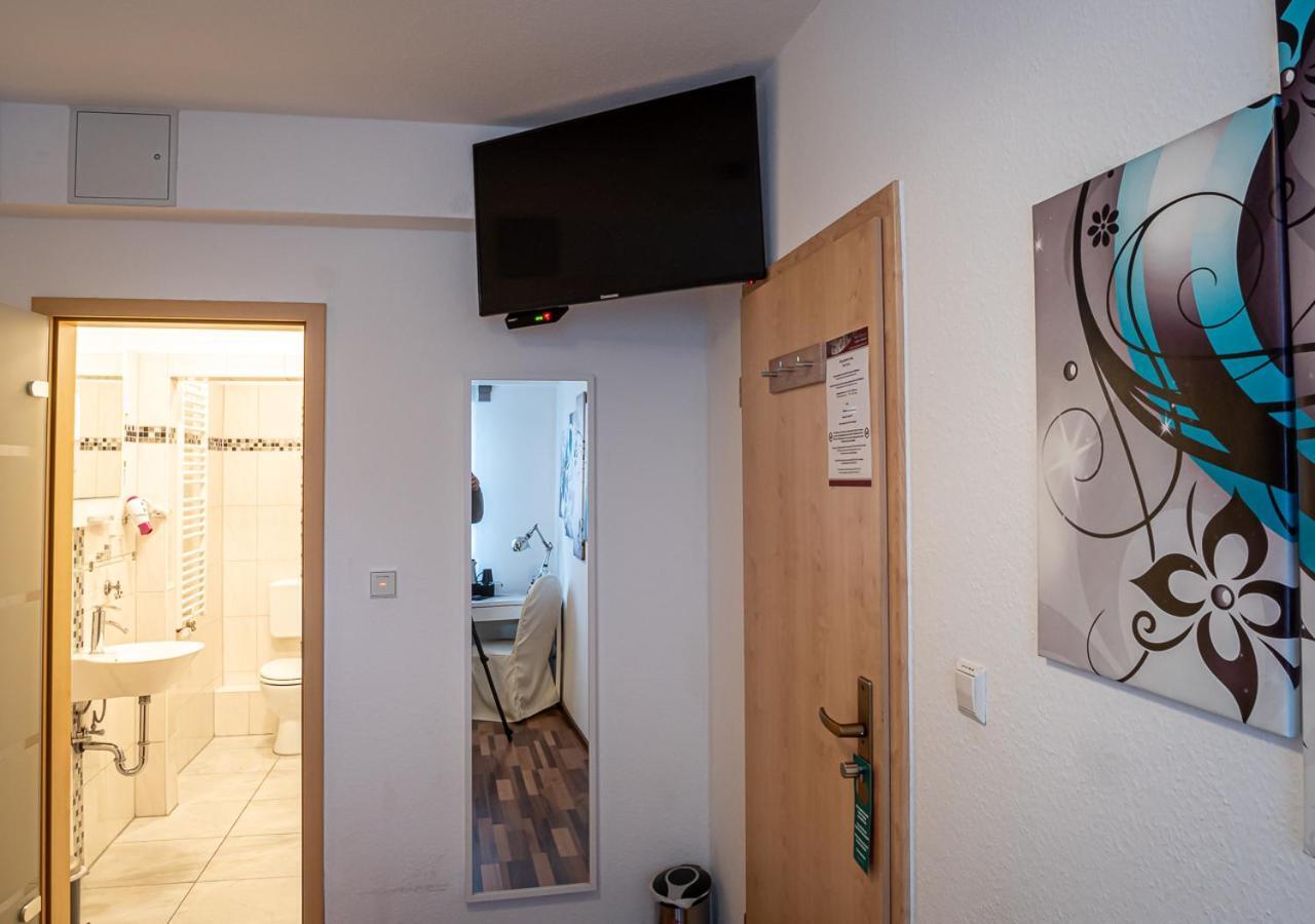 Hotel Bouzid - Laatzen Εξωτερικό φωτογραφία
