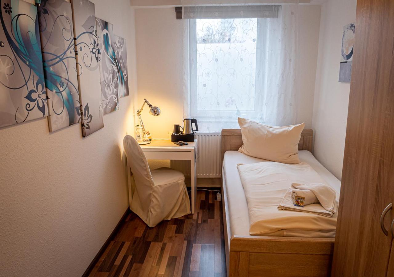 Hotel Bouzid - Laatzen Εξωτερικό φωτογραφία