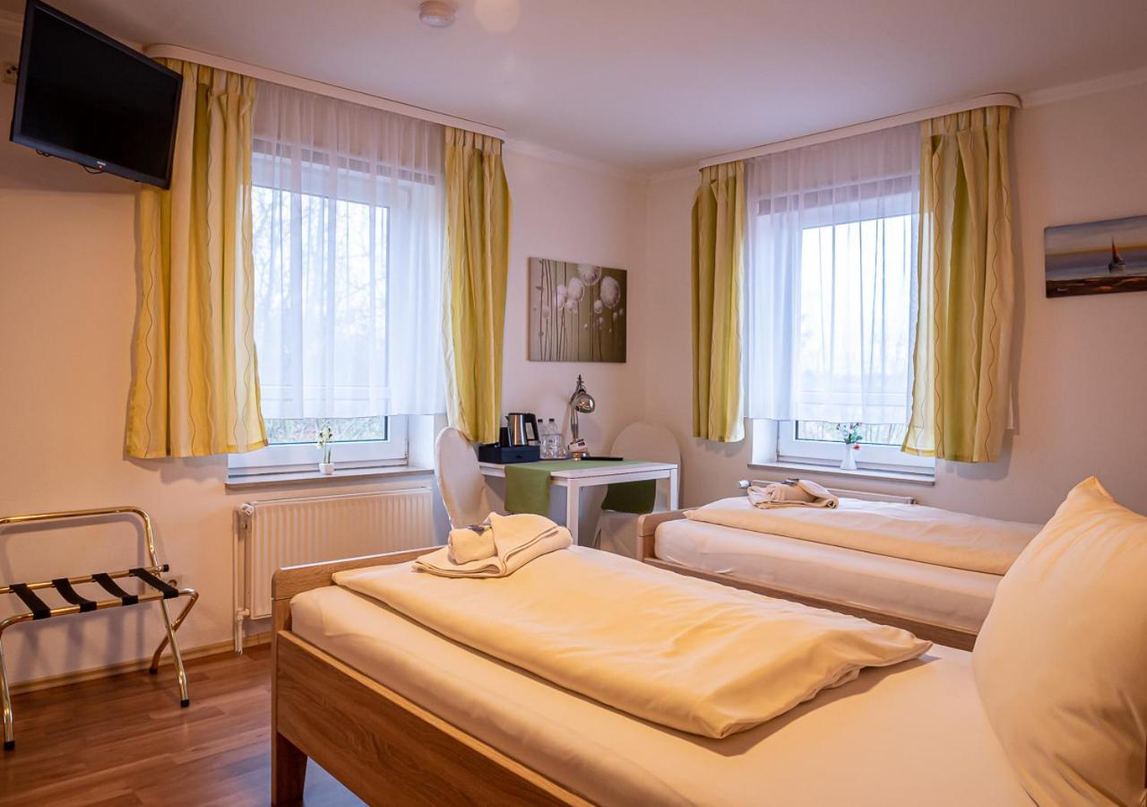 Hotel Bouzid - Laatzen Εξωτερικό φωτογραφία