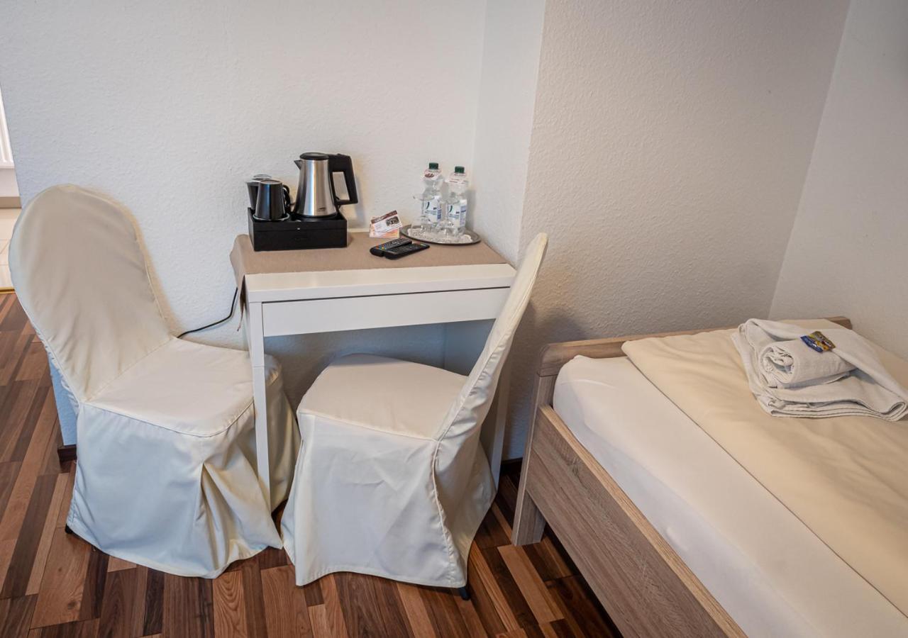 Hotel Bouzid - Laatzen Εξωτερικό φωτογραφία